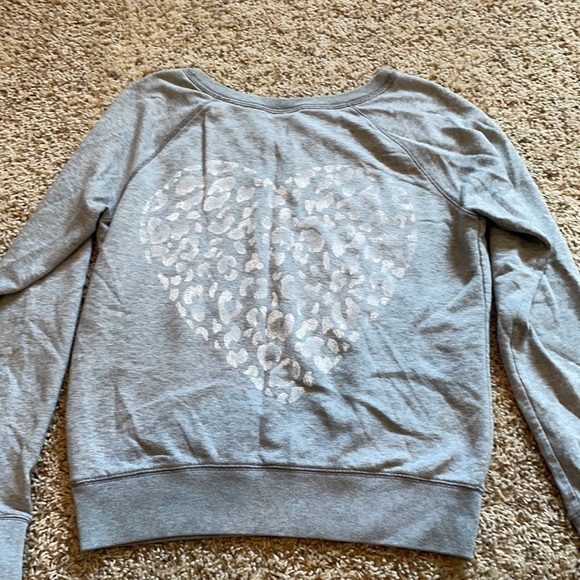 Victoria Secret Pink Crewneck - Picture 2 of 3